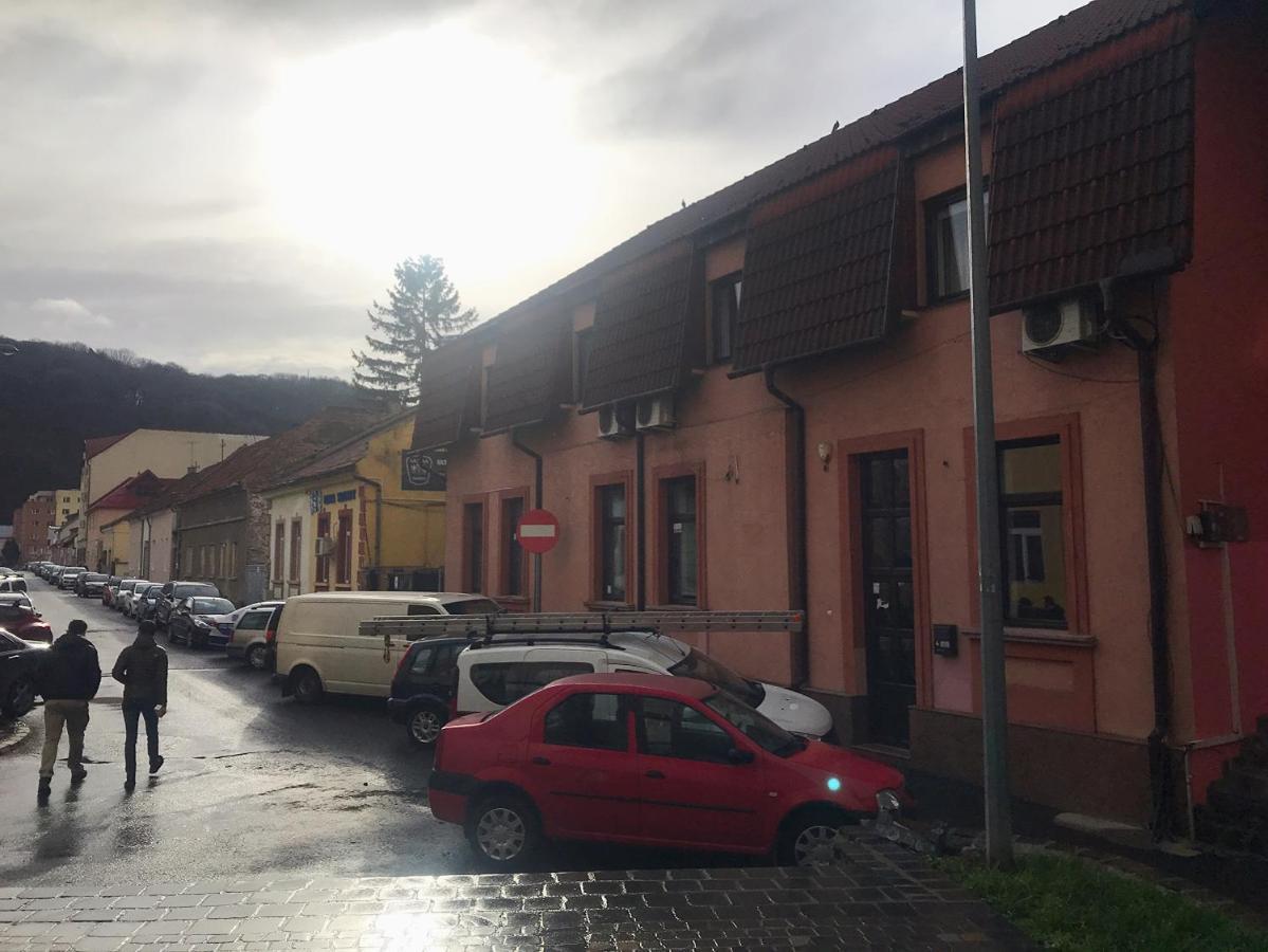 Casa Pino Hotel Брашов Екстериор снимка